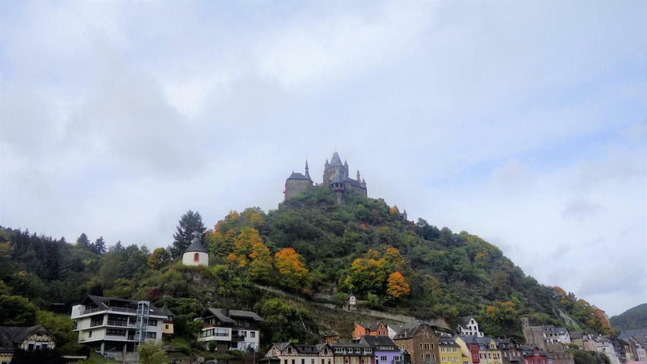 Ferienhaus Erich Bremm Mit Moselblick Neef Экстерьер фото